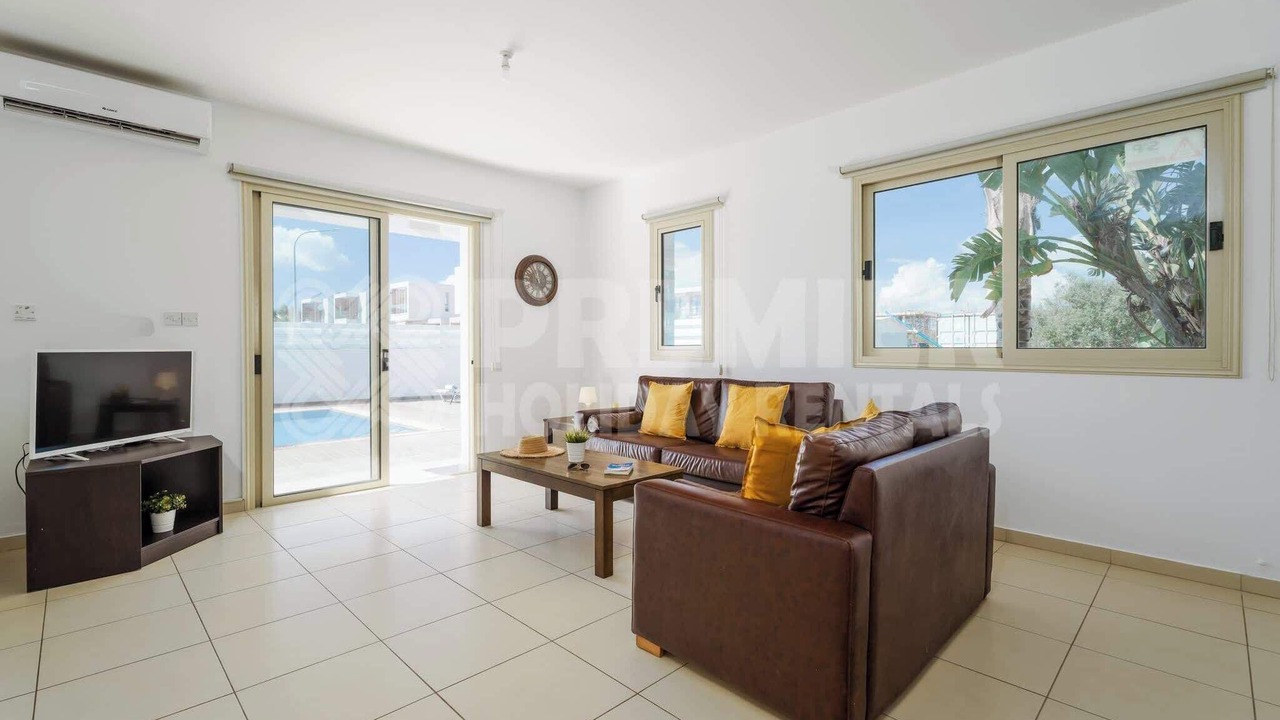 Photo of Livingroom in Pernera