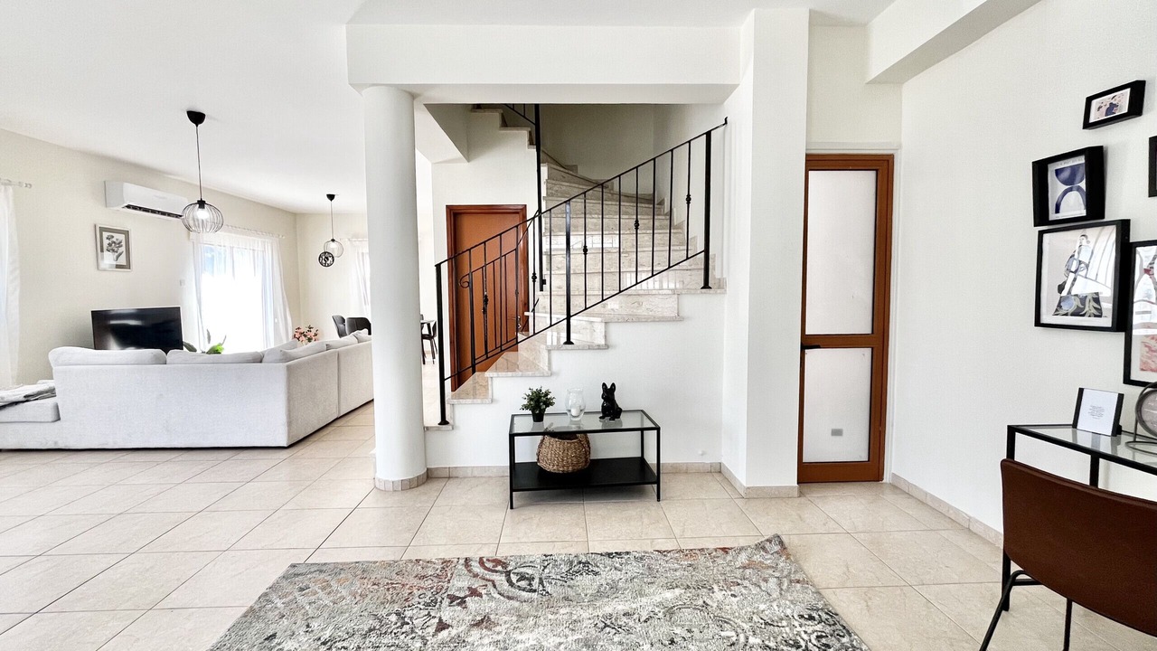 Photo of Livingroom in Oroklini
