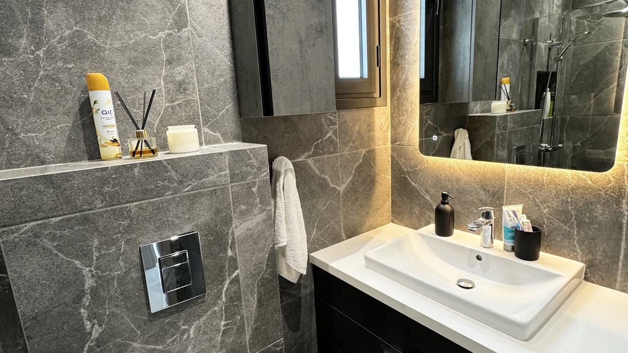 Photo of Bathroom in Pareklisia
