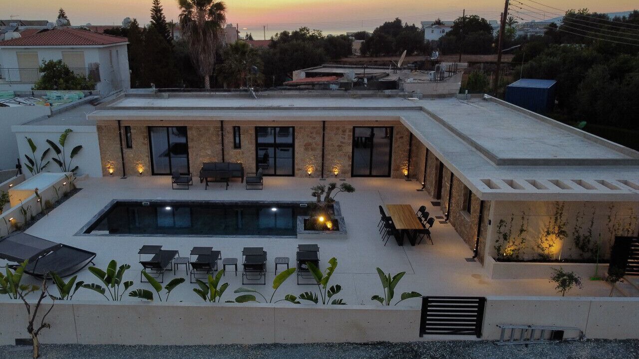 Photo of Outdoor in Emba