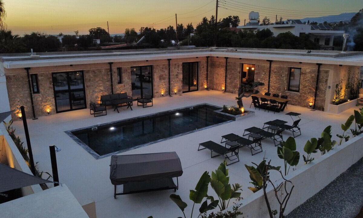 Photo of Outdoor in Emba
