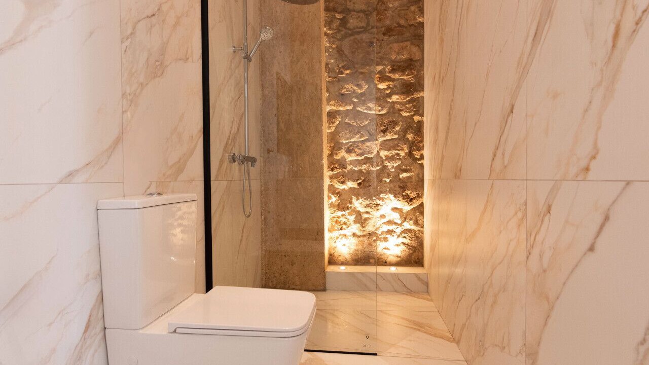 Photo of Bathroom in Emba