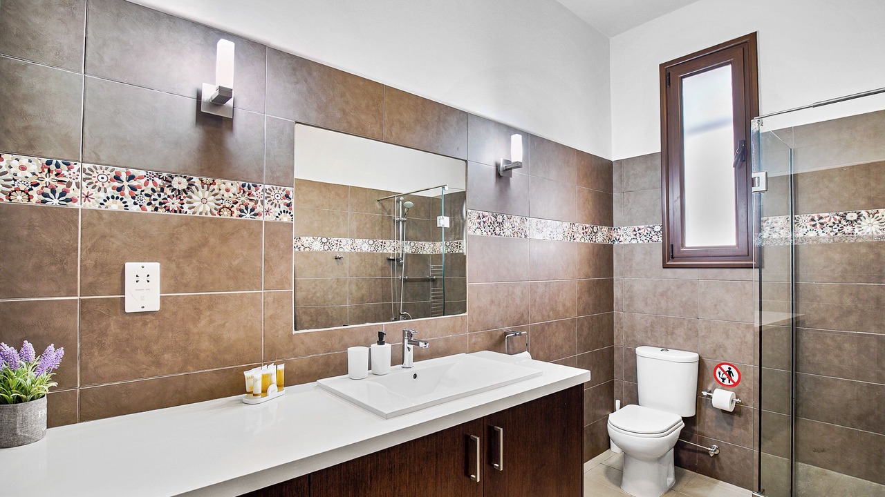 Photo of Bathroom in Tala