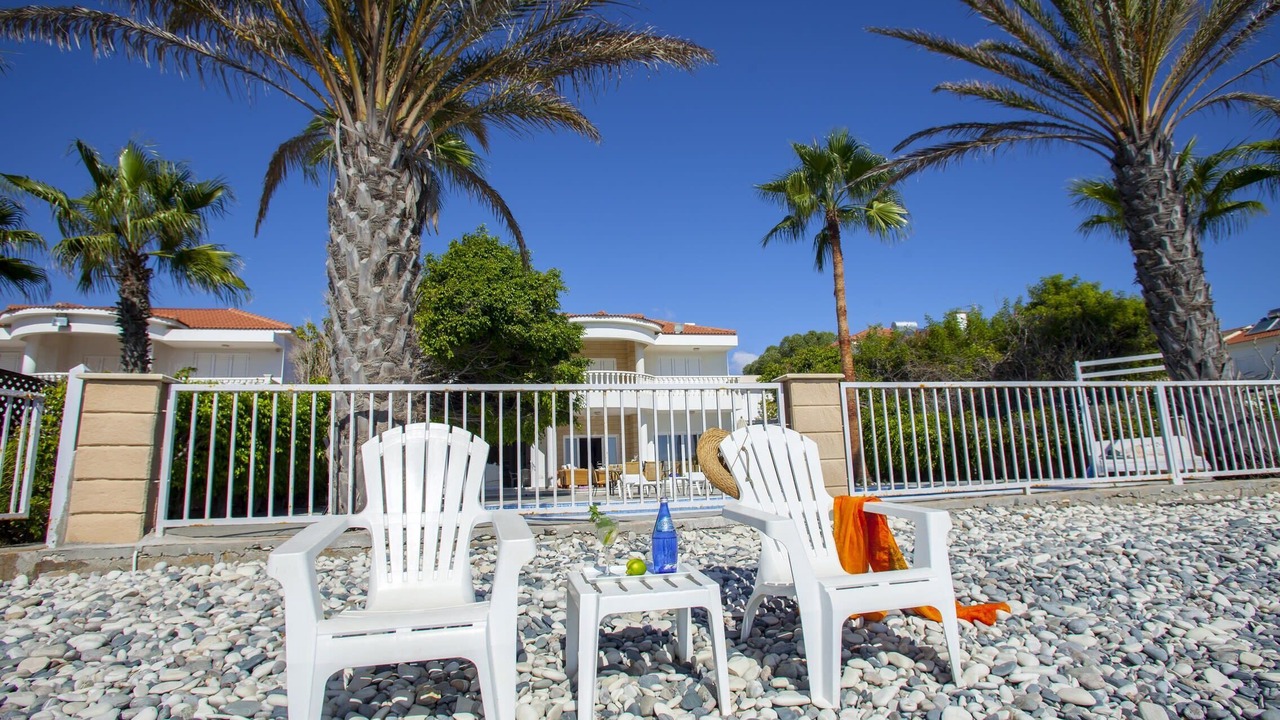 Photo of Patio Balcony in Meneou
