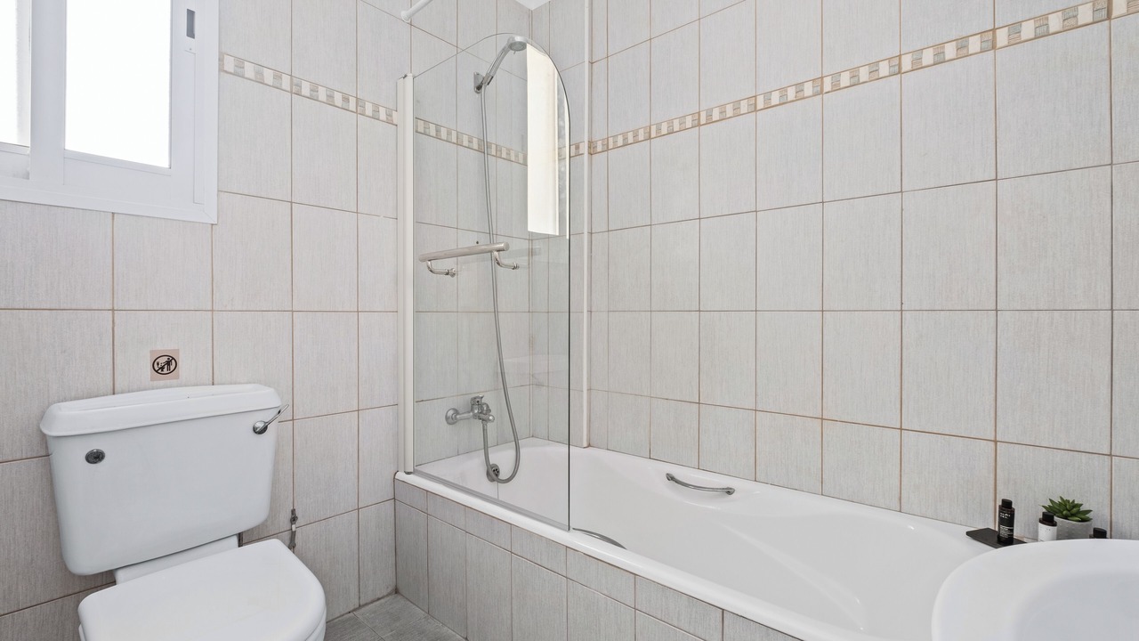 Photo of Bathroom in Prodromi