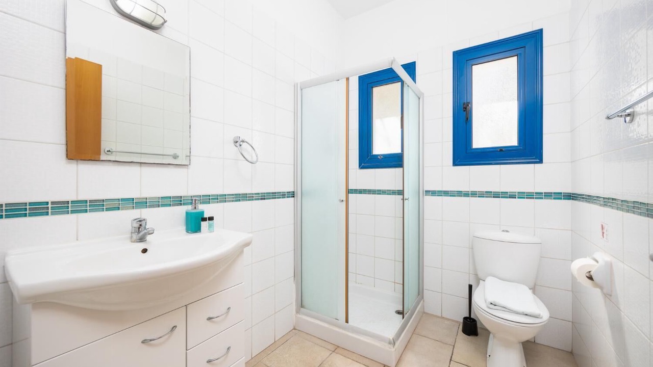 Photo of Bathroom in Agios Georgios Pegeias