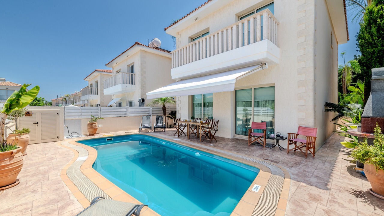Photo of Outdoor in Pernera