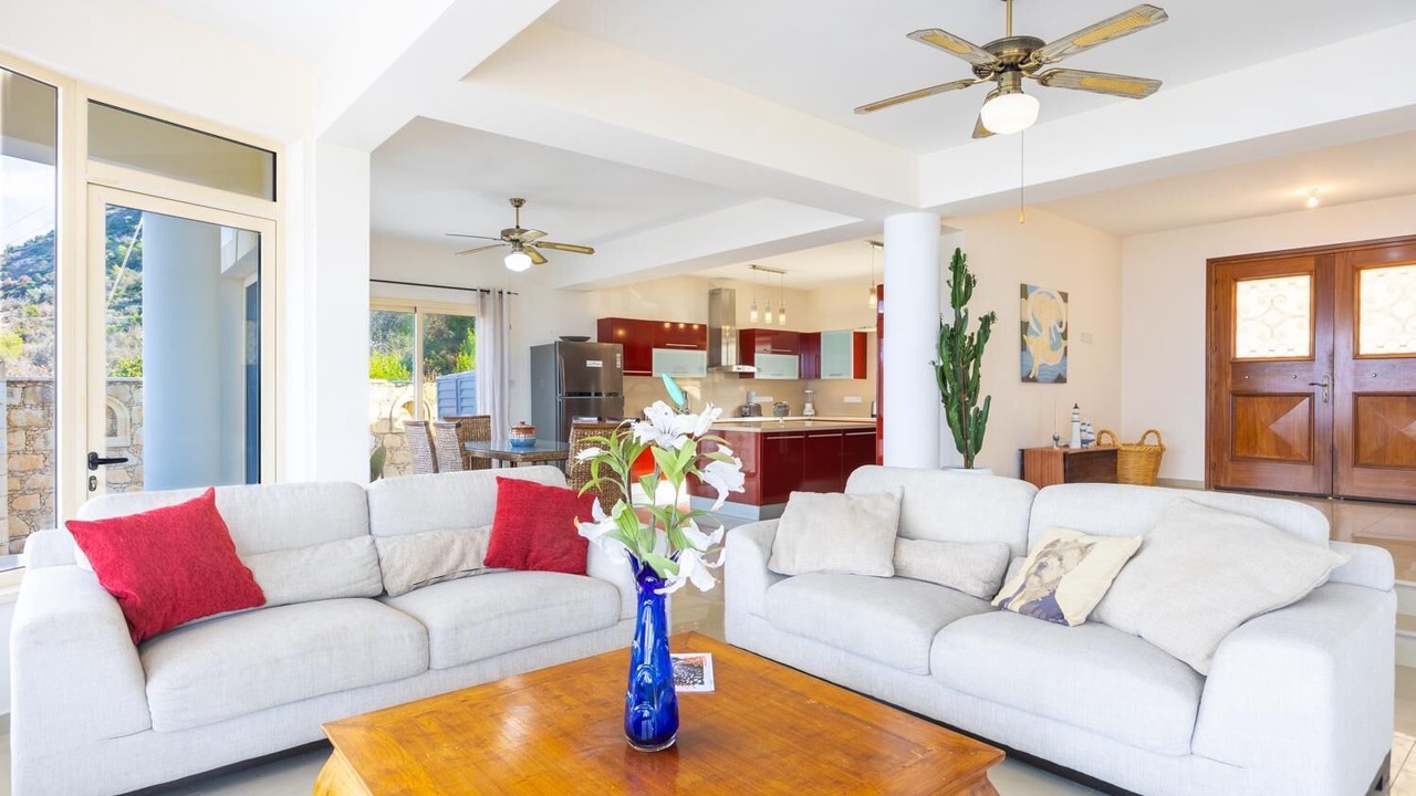 Photo of Livingroom in Pachyammos