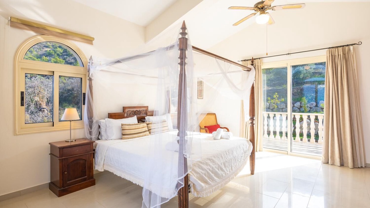Photo of Bedroom in Pachyammos
