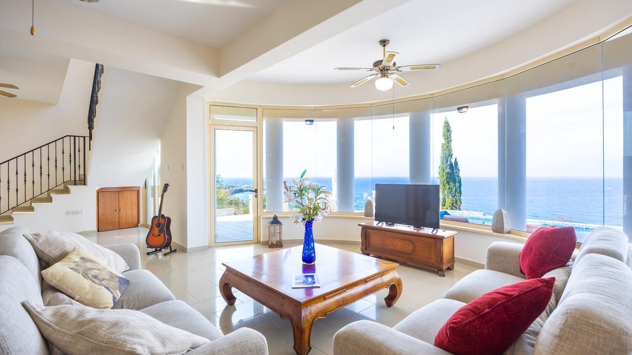 Photo of Livingroom in Pachyammos