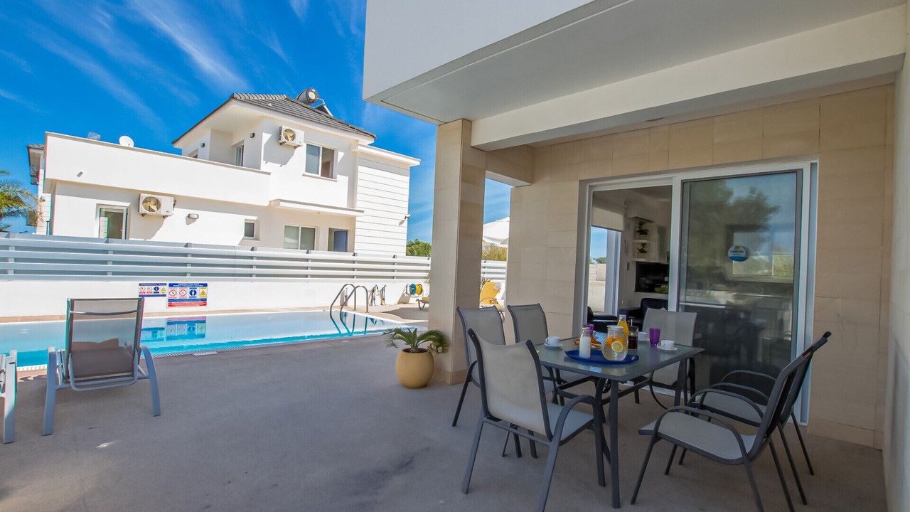 Photo of Outdoor in Pernera