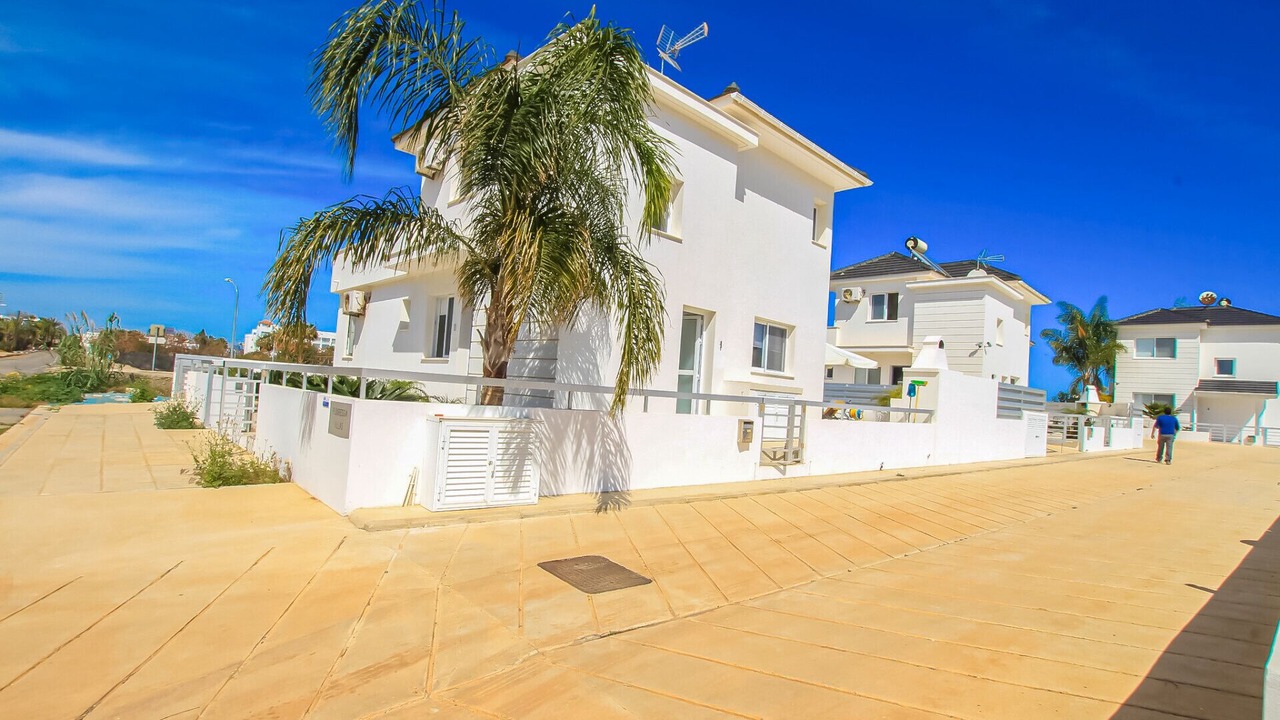Photo of Outdoor in Pernera