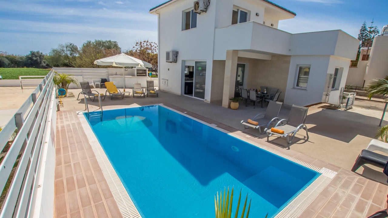Photo of Outdoor in Pernera