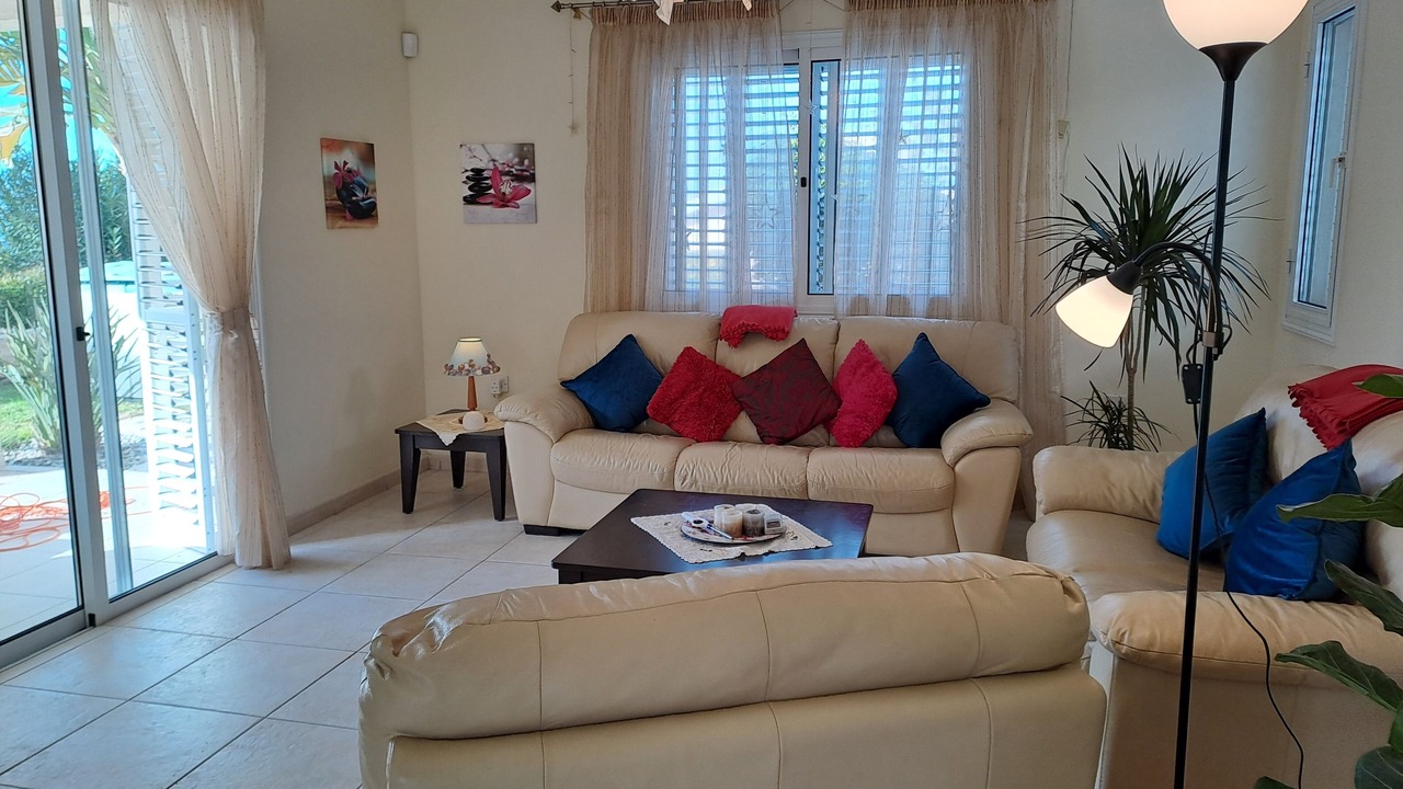 Photo of Livingroom in Tala