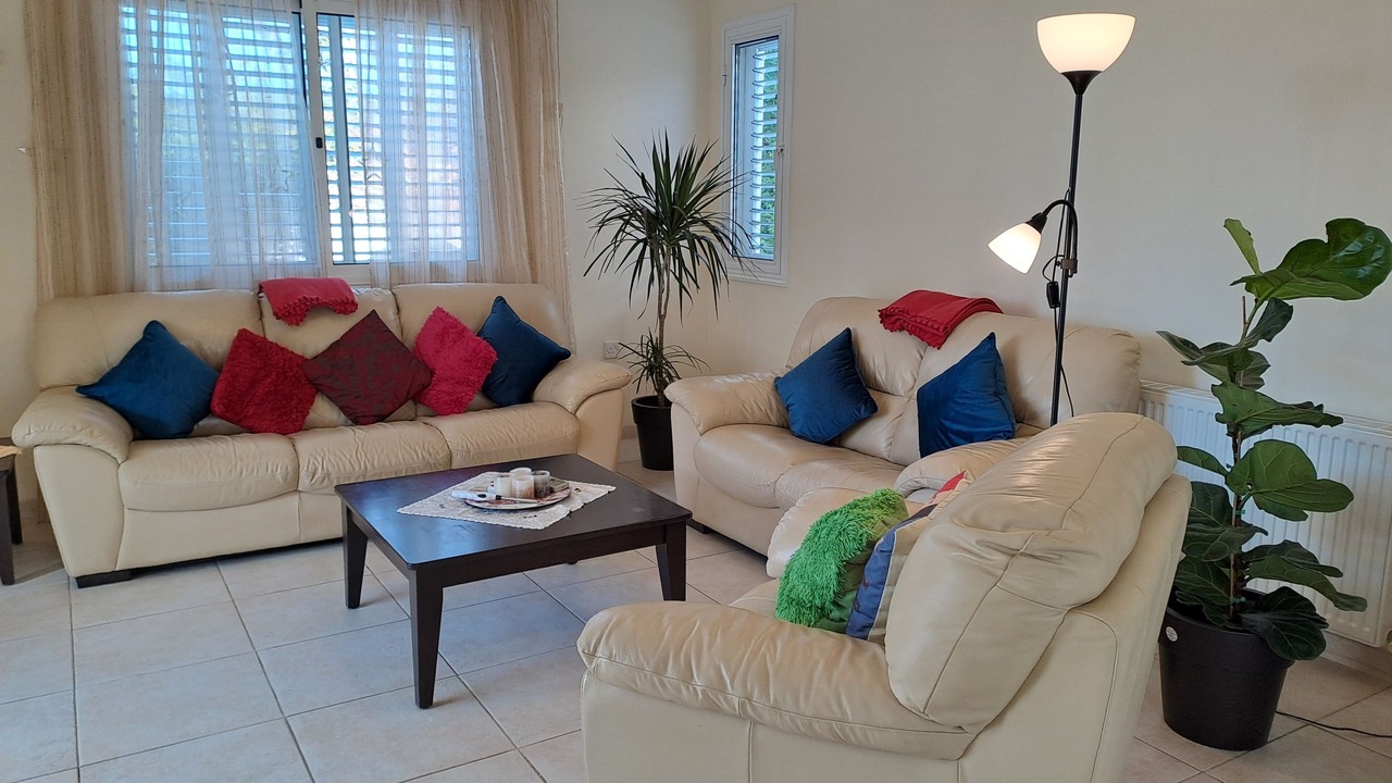 Photo of Livingroom in Tala