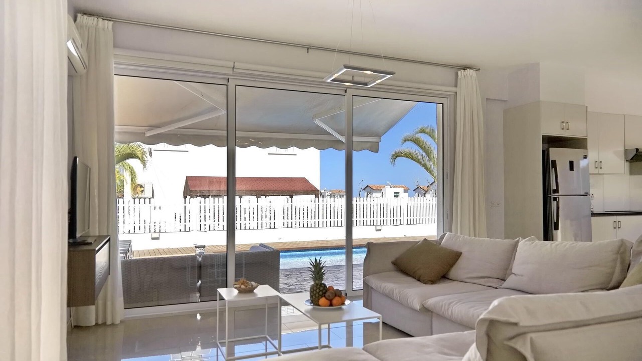 Photo of Livingroom in Paralimni