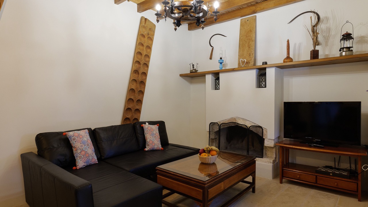 Photo of Livingroom in Anarvagos