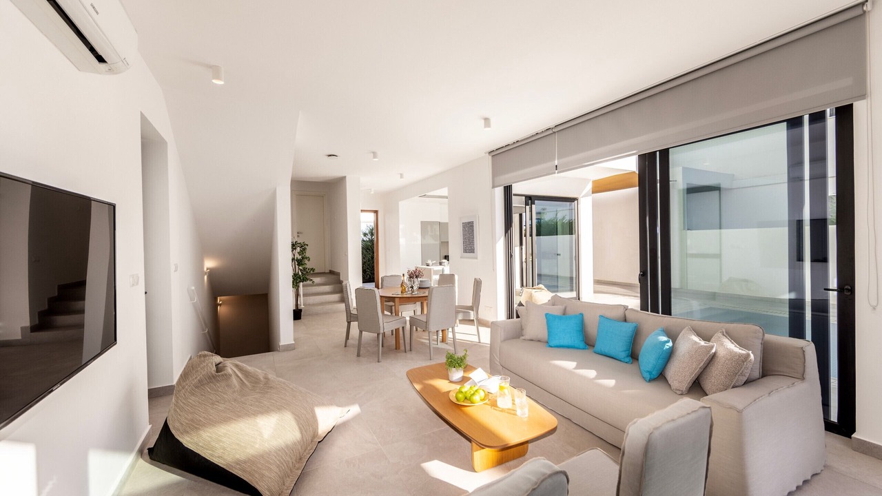 Photo of Livingroom in Cape Greko
