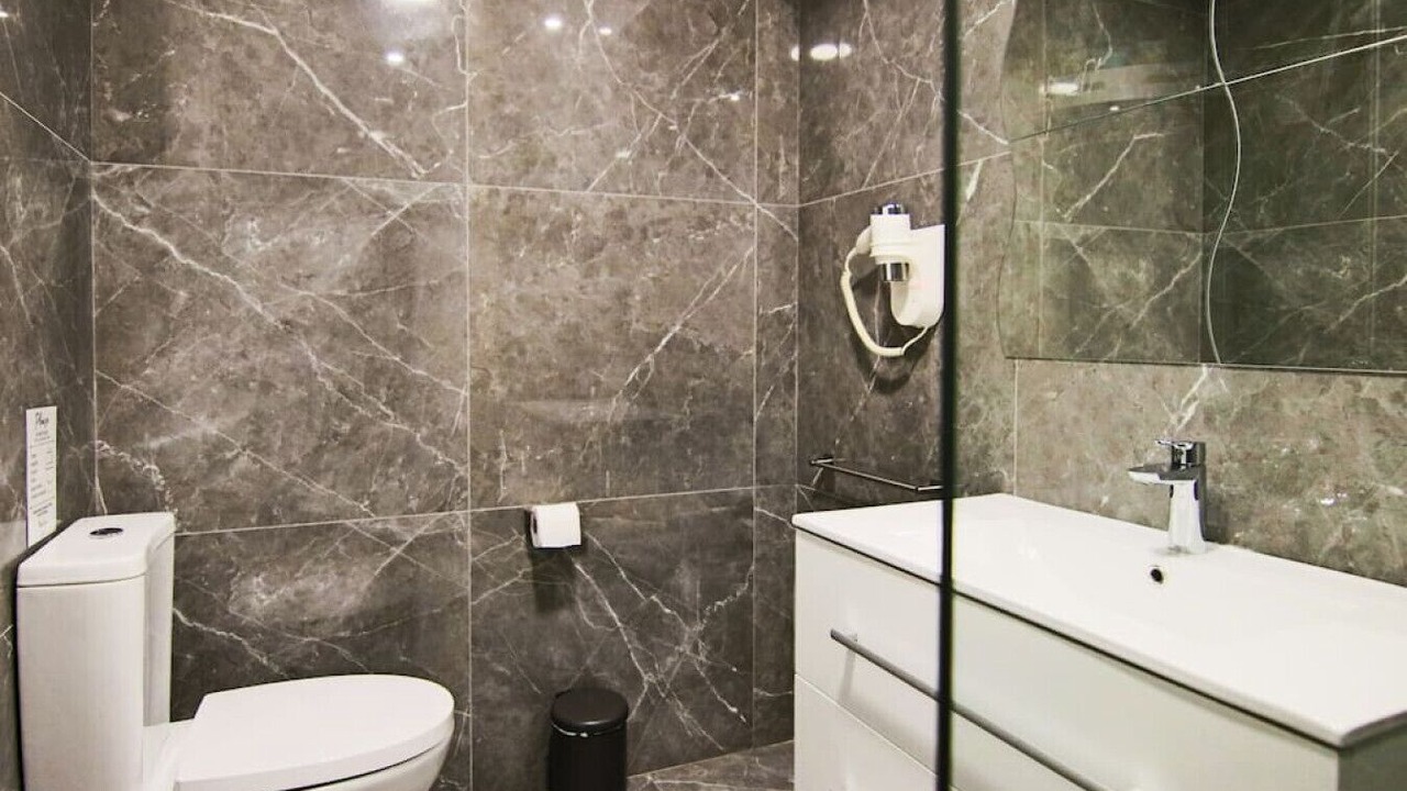 Photo of Bathroom in Acropolis