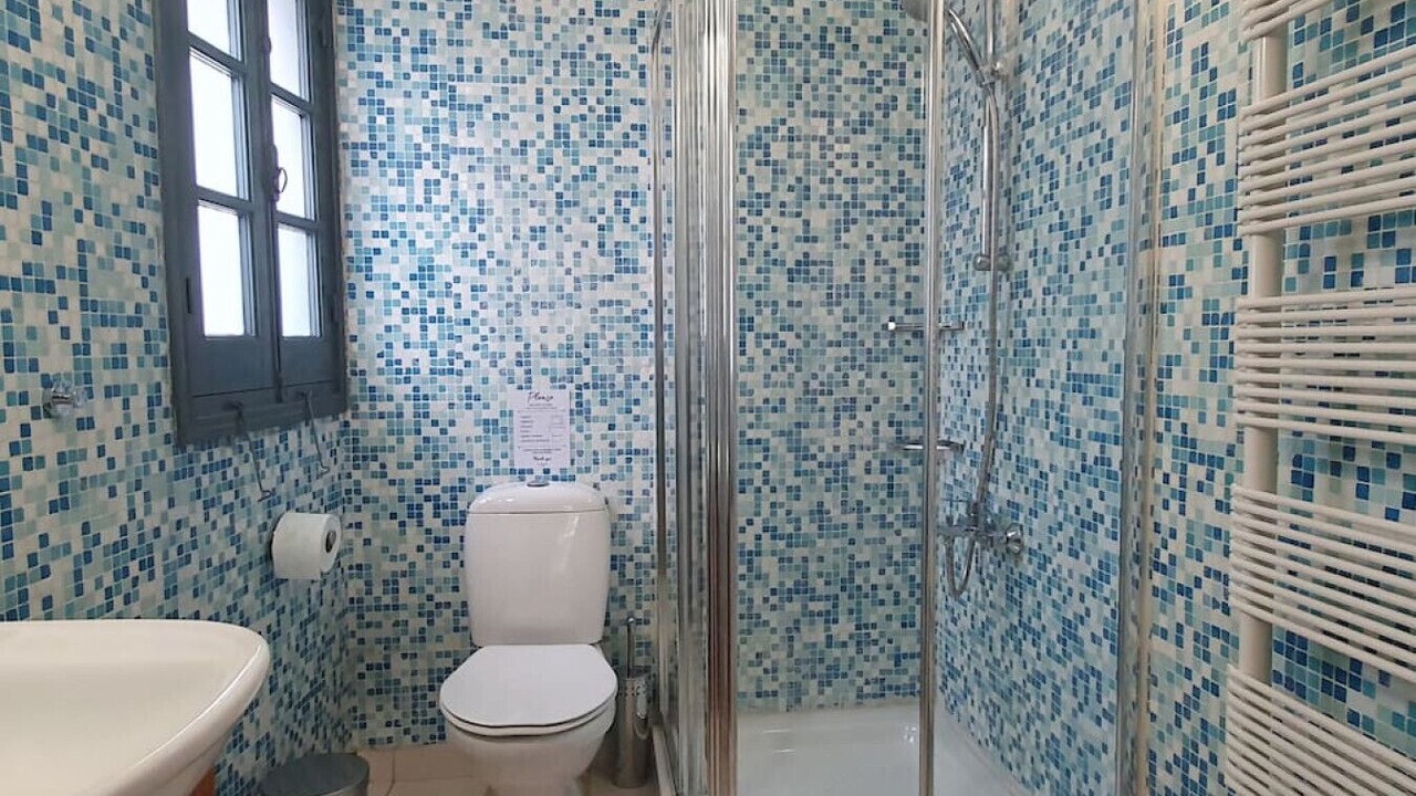 Photo of Bathroom in Aglantzia