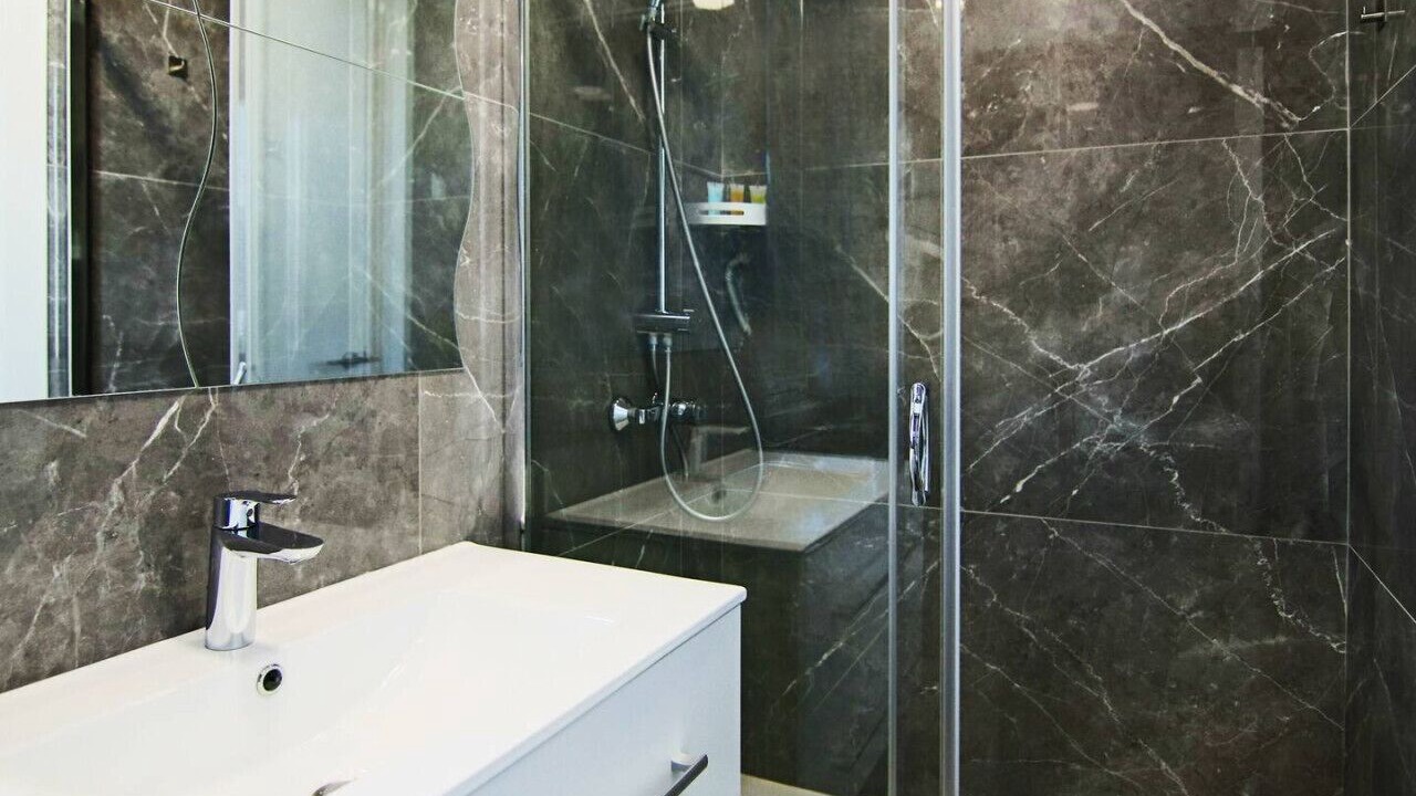 Photo of Bathroom in Acropolis