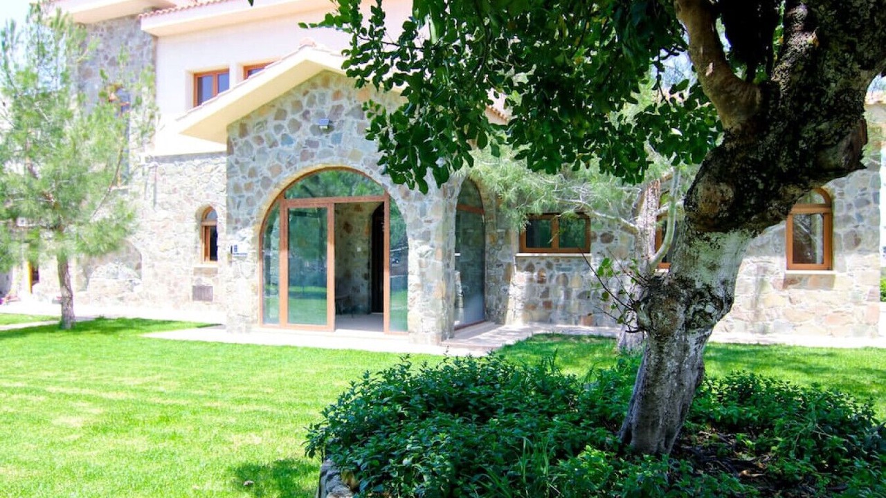 Photo of Outdoor in Pegeia