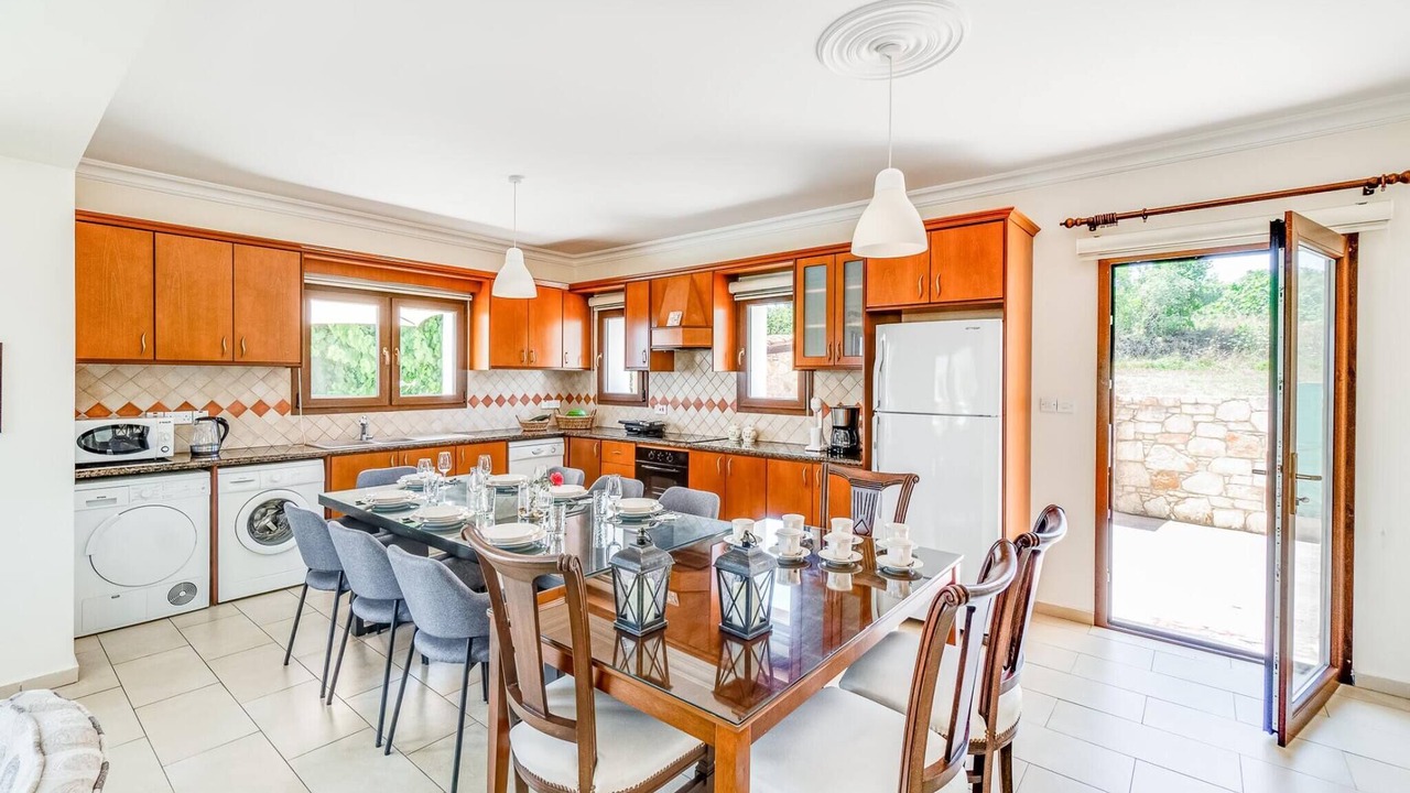 Photo of Kitchen in Droushia