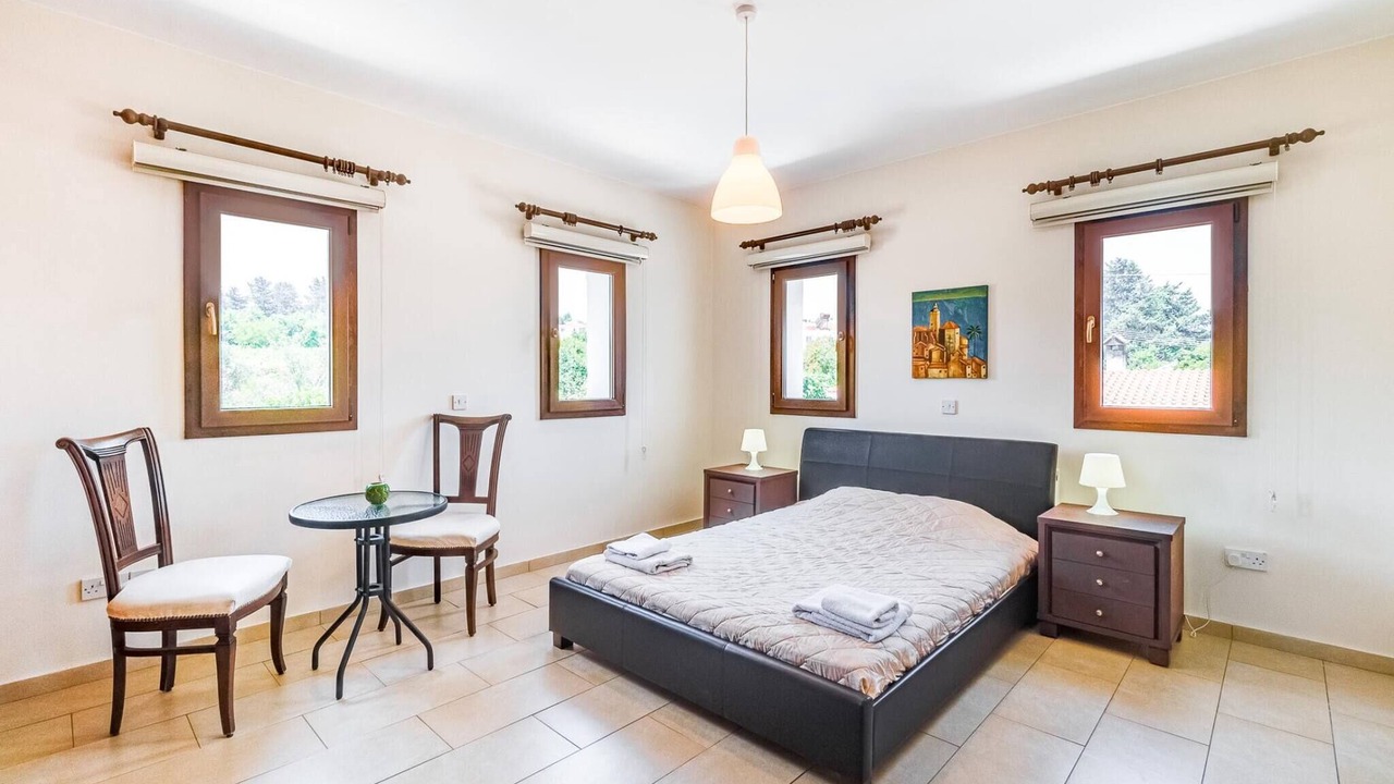 Photo of Bedroom in Droushia