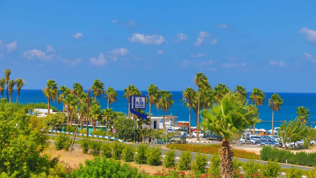 Photo of Outdoor in Latsi