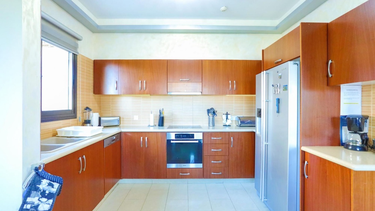 Photo of Kitchen in Latsi
