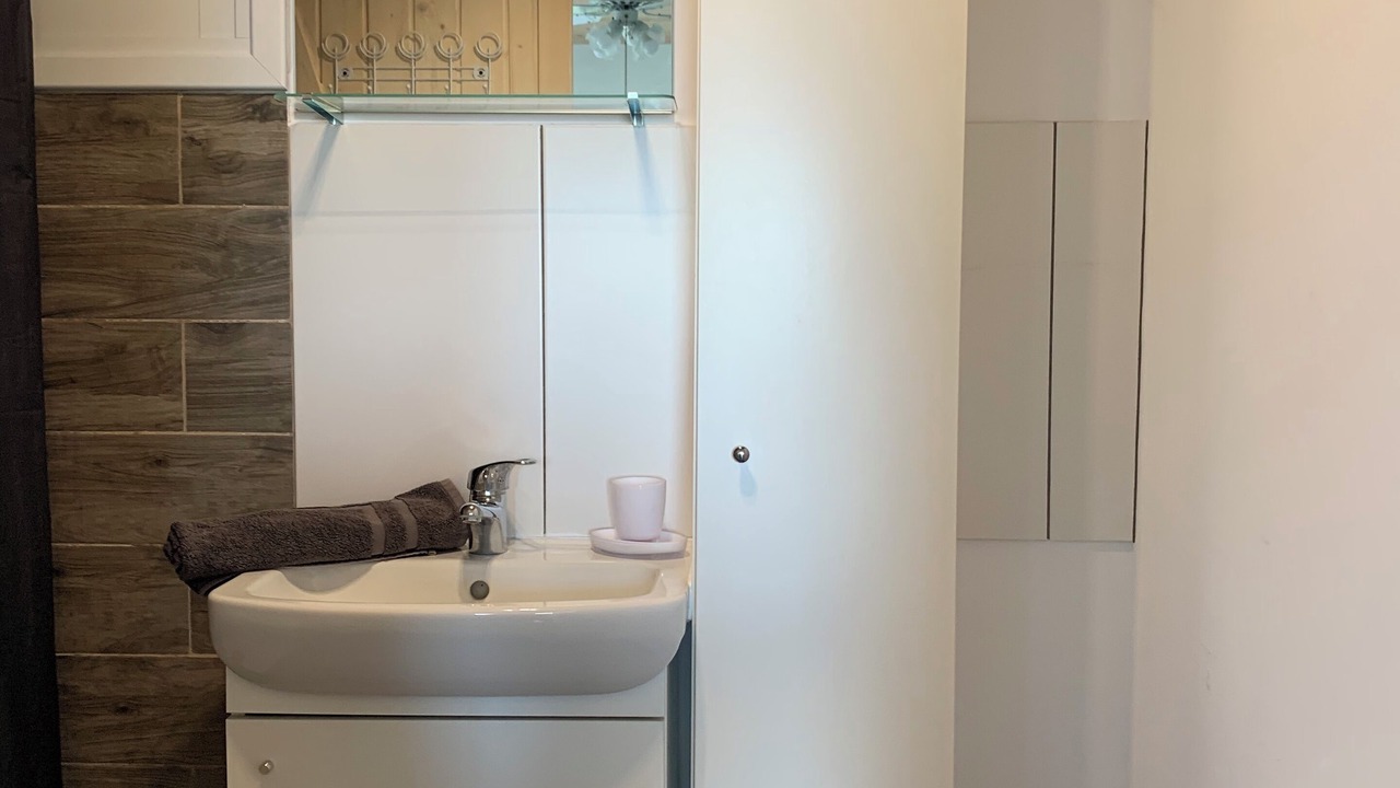 Photo of Bathroom in Polis