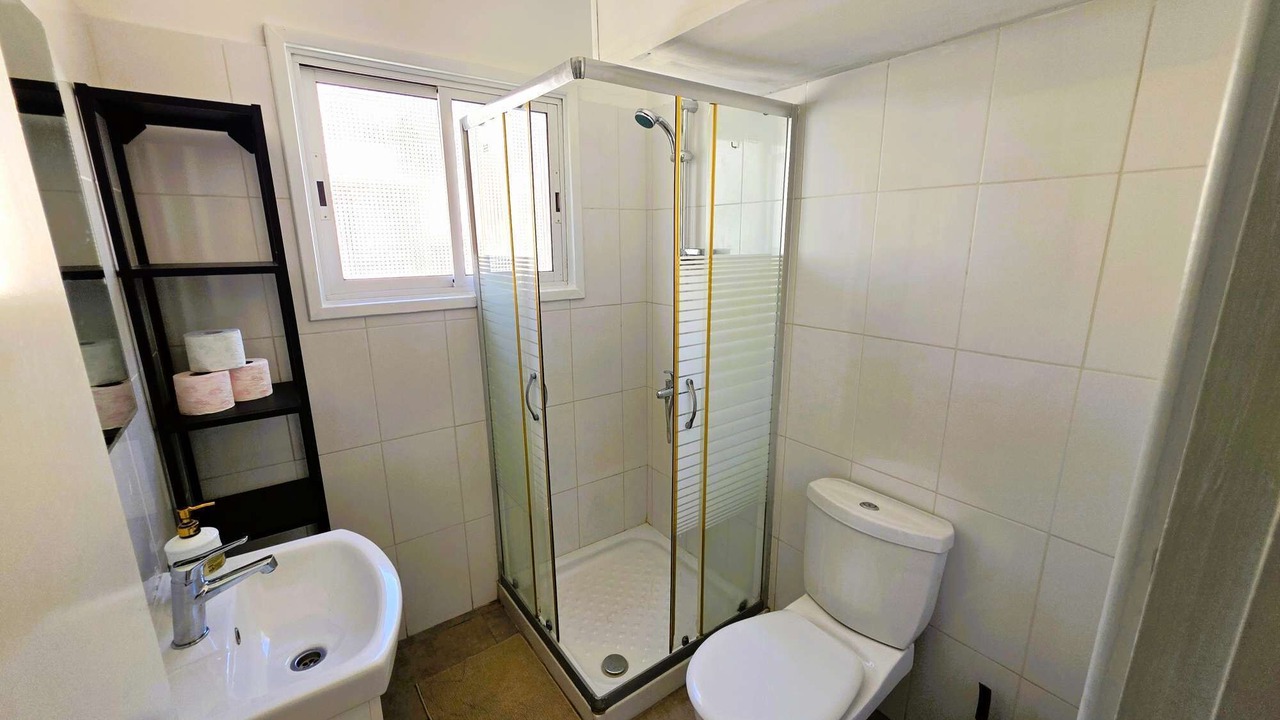 Photo of Bathroom in Skala