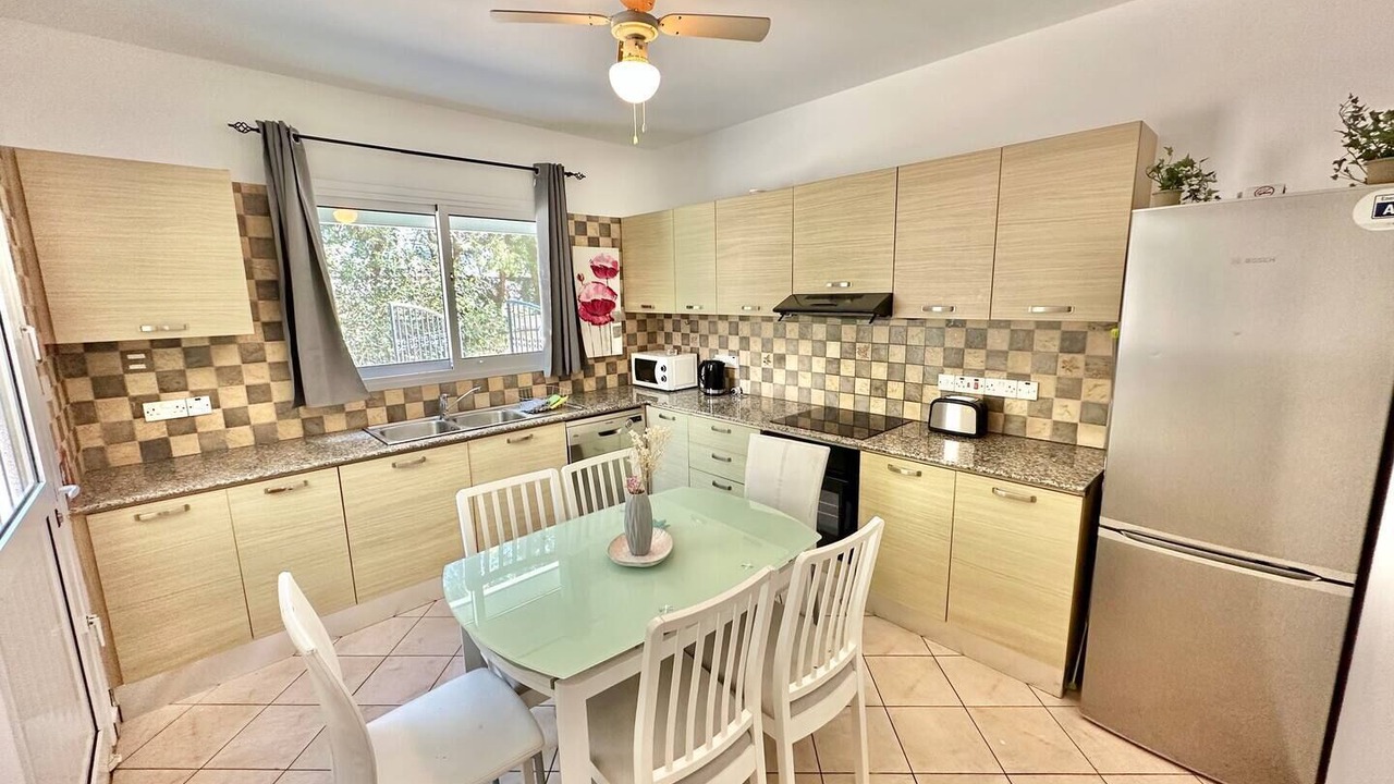 Photo of Kitchen in Potamos tis Germasogeias