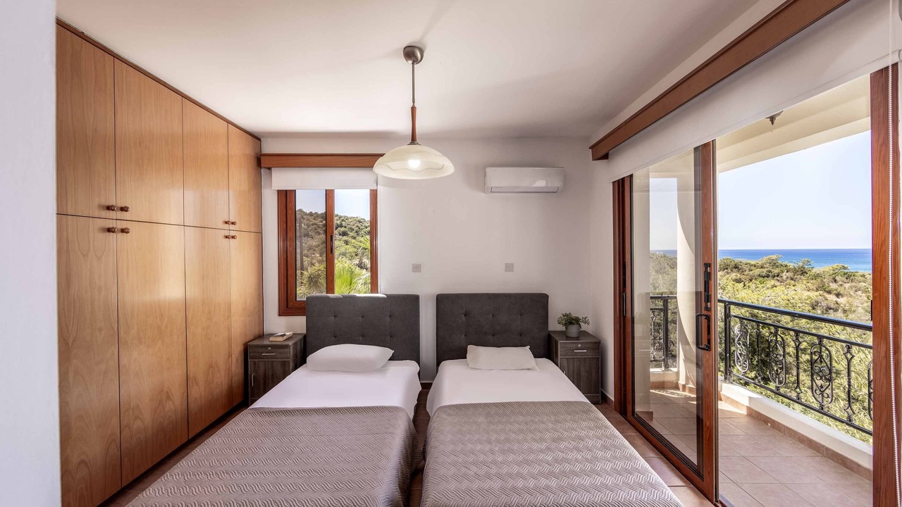 Photo of Bedroom in Latchi