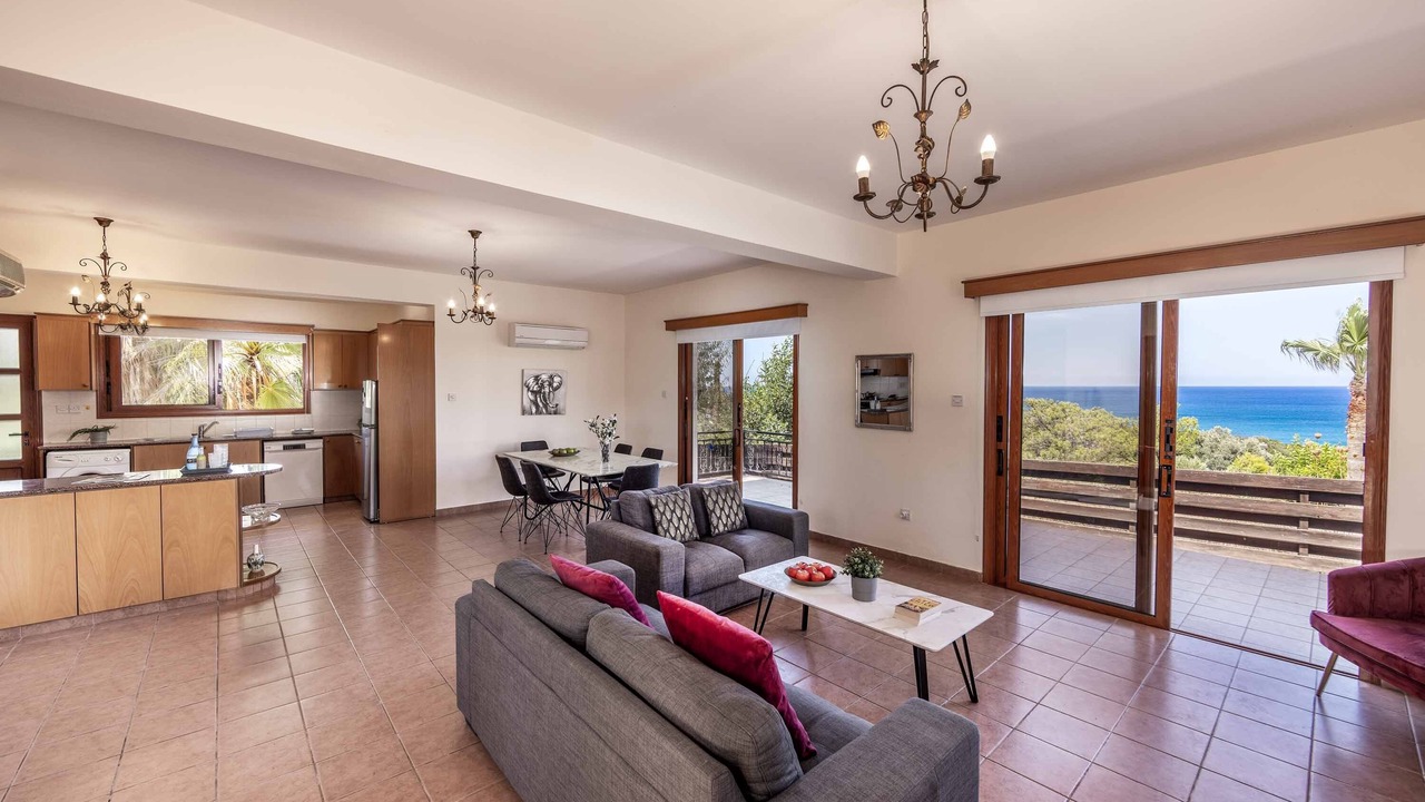 Photo of Livingroom in Latchi