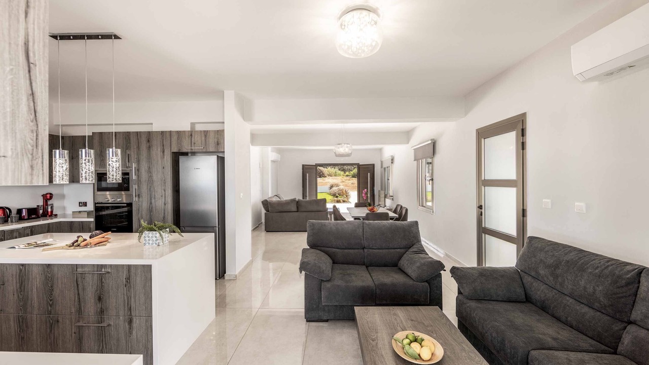 Photo of Livingroom in Pomos