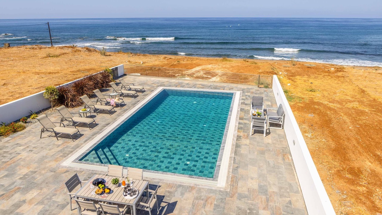 Photo of Outdoor in Pomos