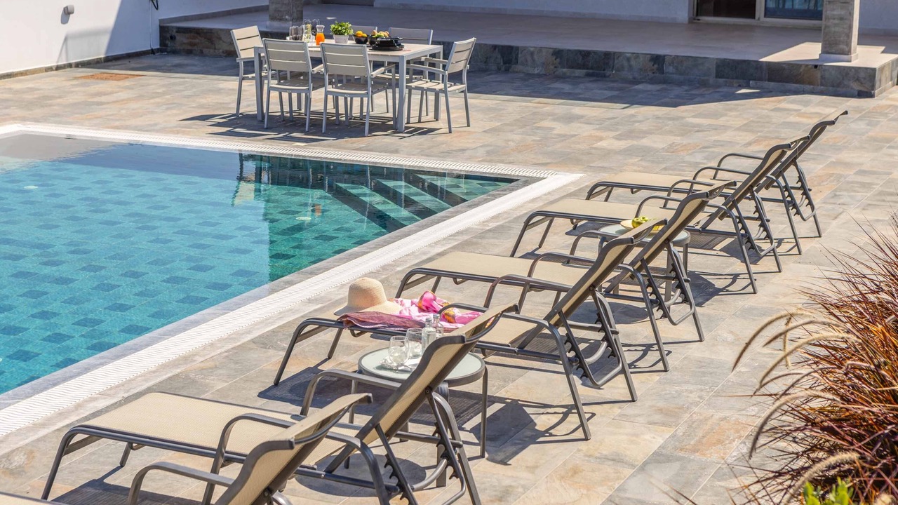 Photo of Outdoor in Pomos