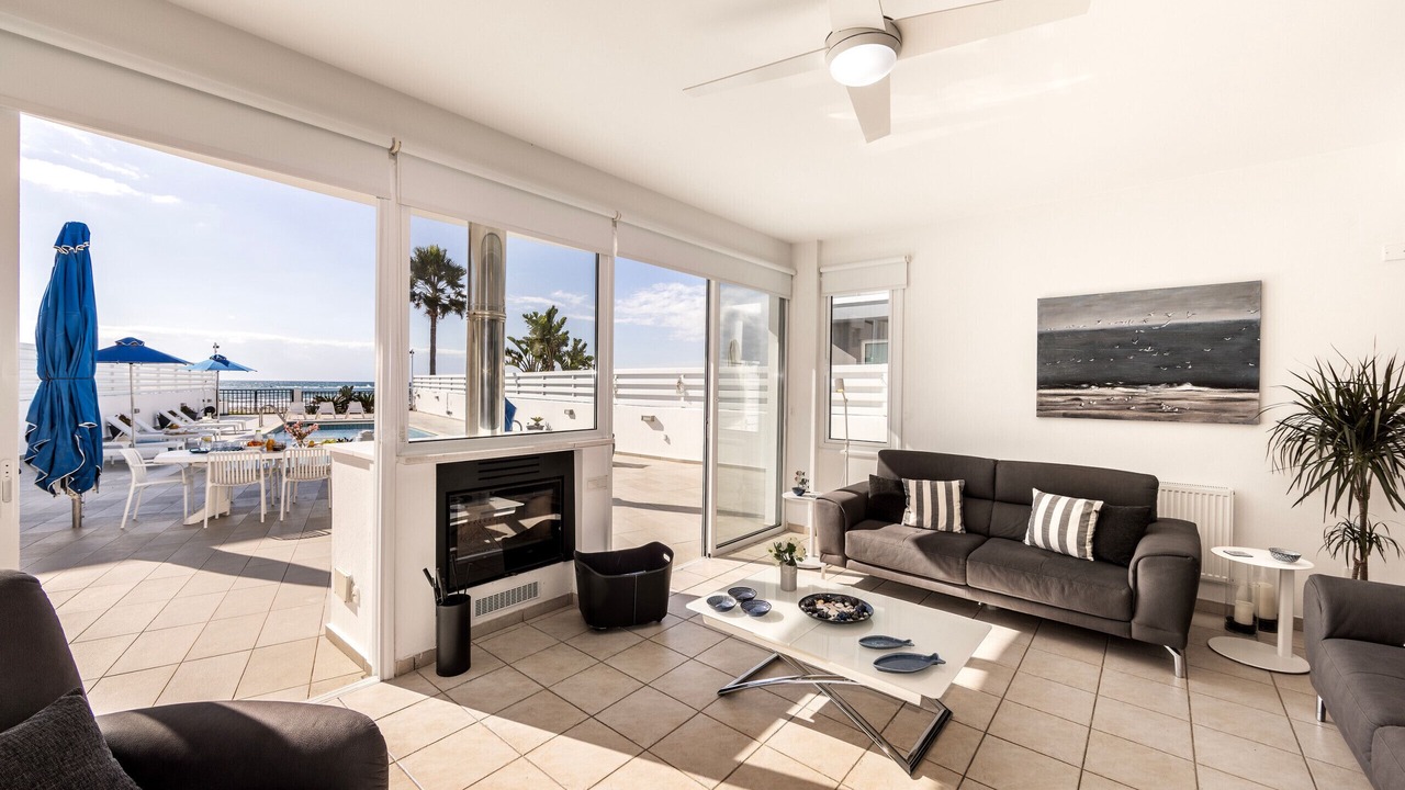 Photo of Livingroom in Pervolia