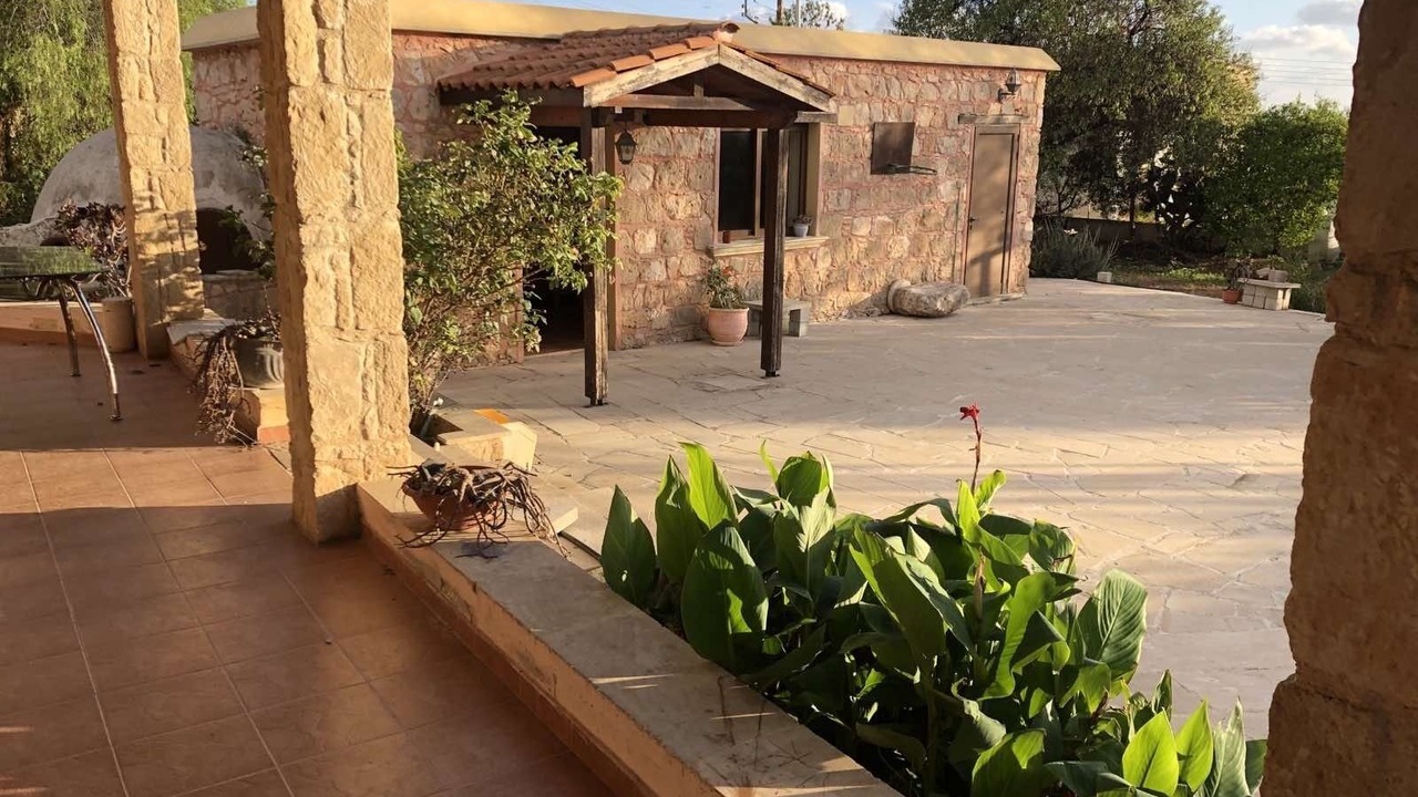 Photo of Outdoor in Tremithousa