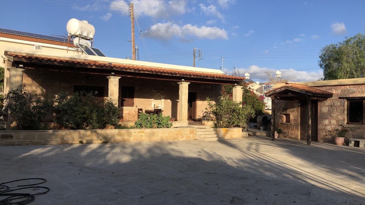 Photo of Outdoor in Tremithousa