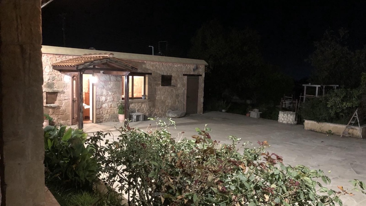Photo of Outdoor in Tremithousa