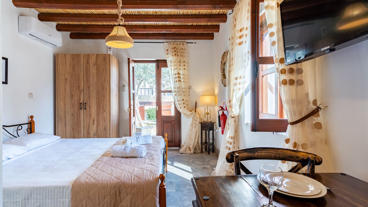 Photo of Bedroom in Giolou