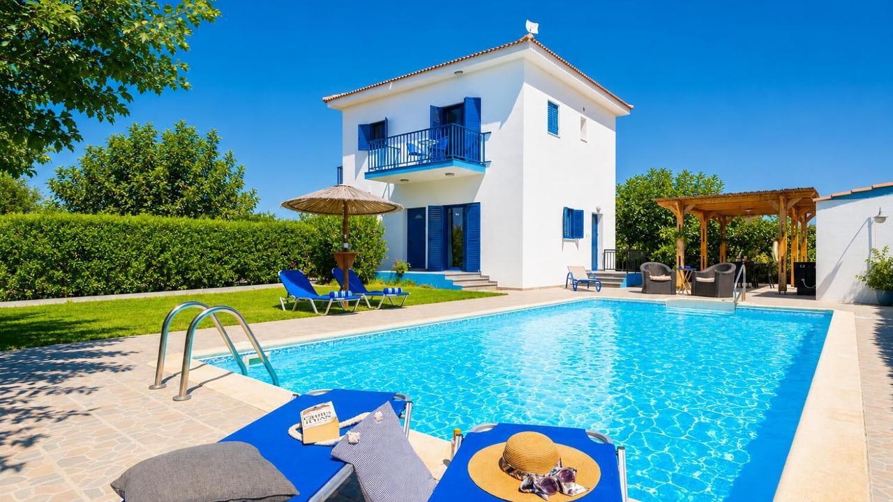 Photo of Outdoor in Polis