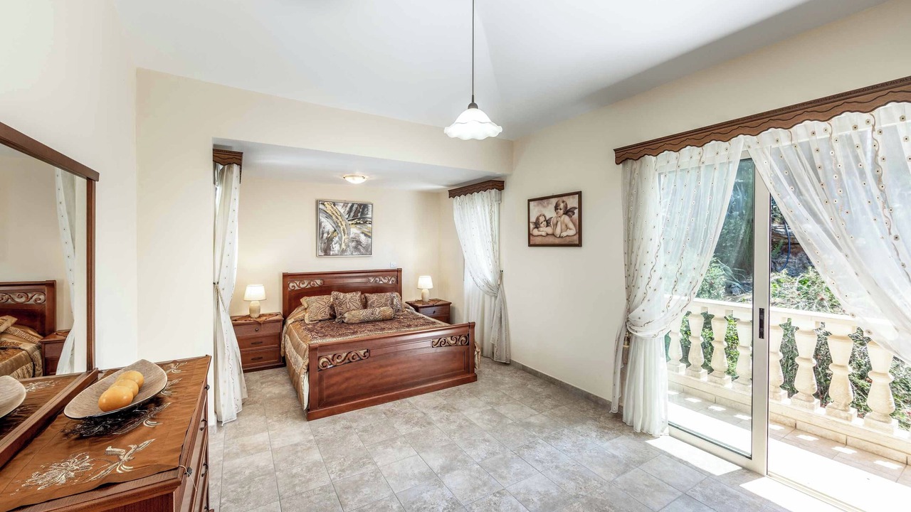 Photo of Bedroom in Argaka
