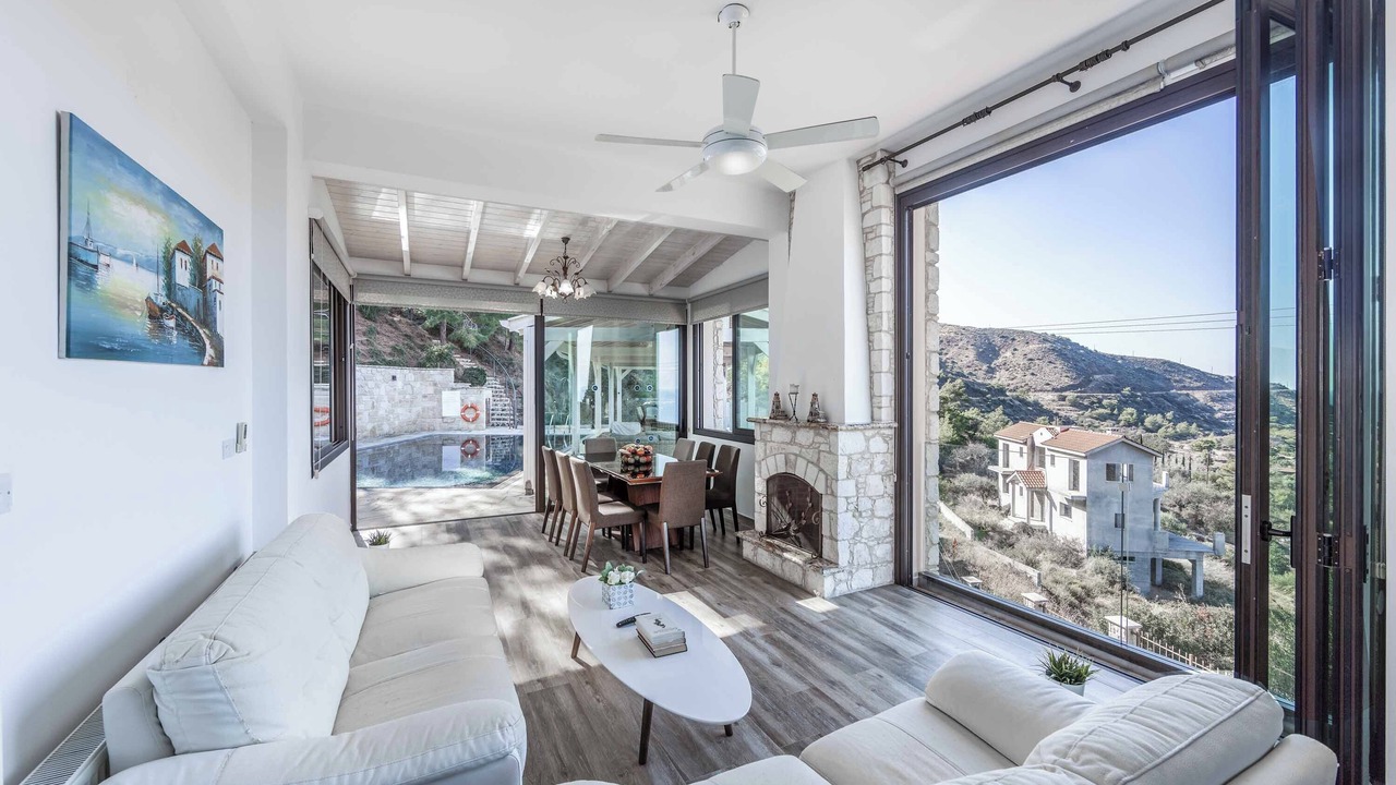 Photo of Livingroom in Pachyammos