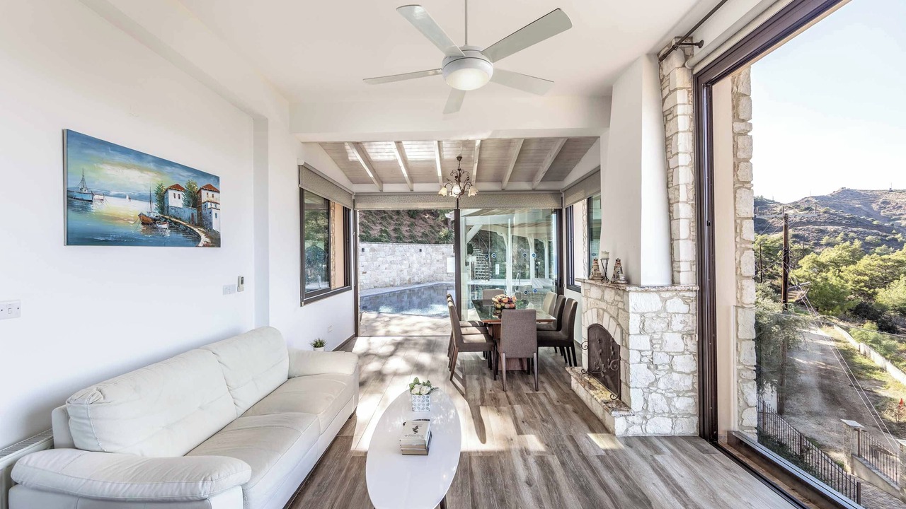 Photo of Livingroom in Pachyammos