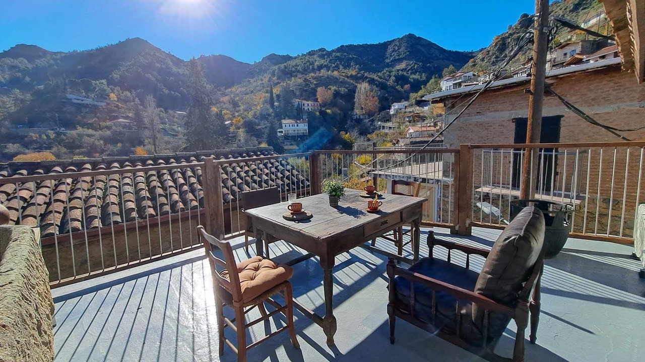 Photo of Patio Balcony in Askas