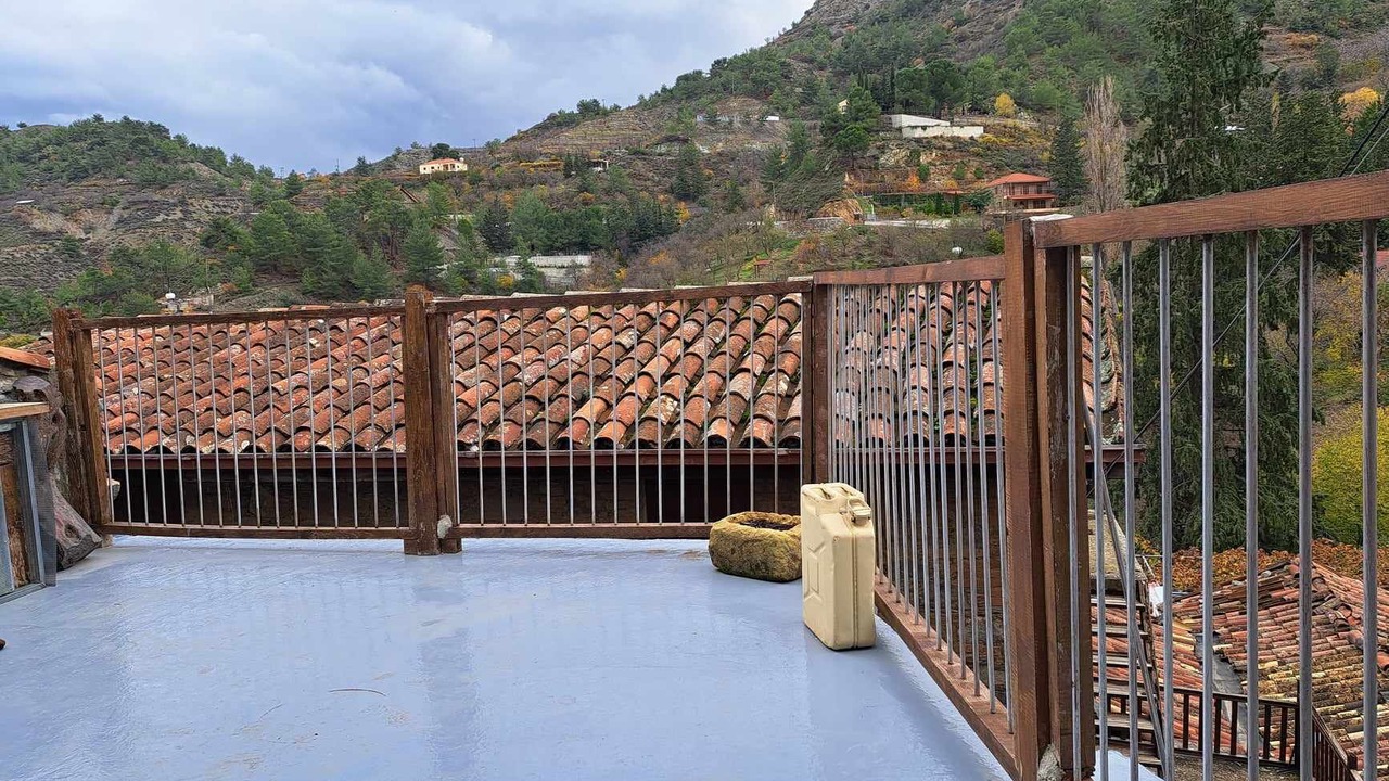Photo of Patio Balcony in Askas