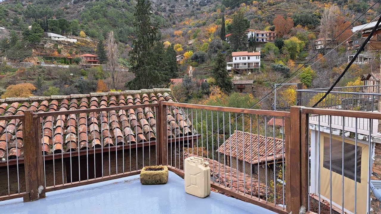 Photo of Patio Balcony in Askas
